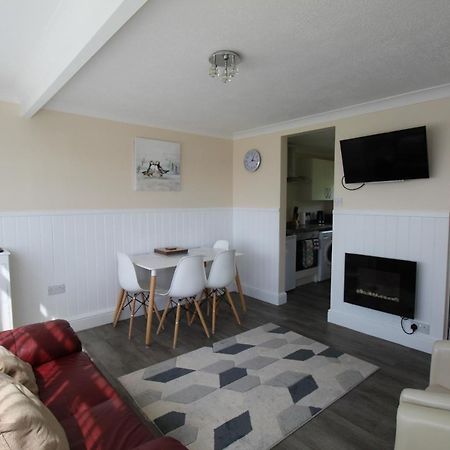 Relaxing Chalet On Popular California Sands Short Stroll To Beach, Nr Norfolk Broads & Great Yarmouth Scratby Dış mekan fotoğraf